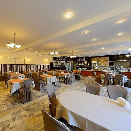 Hotel Ostrawa Wodzisław Śląski Exteriör bild
