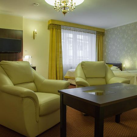 Hotel Ostrawa Wodzisław Śląski Exteriör bild