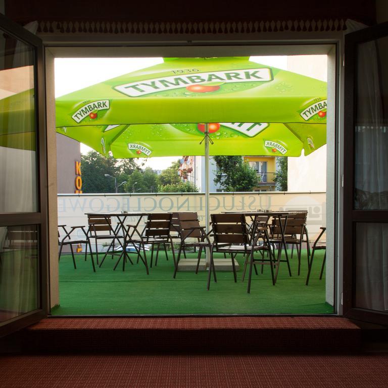 Hotel Ostrawa Wodzisław Śląski Exteriör bild