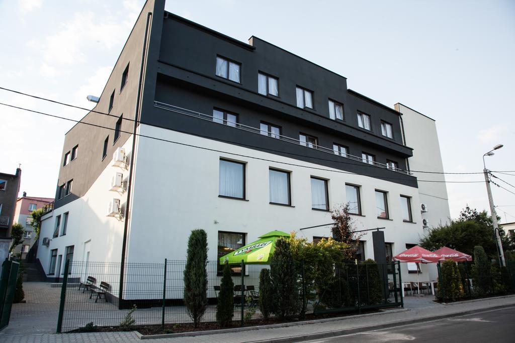 Hotel Ostrawa Wodzisław Śląski Exteriör bild