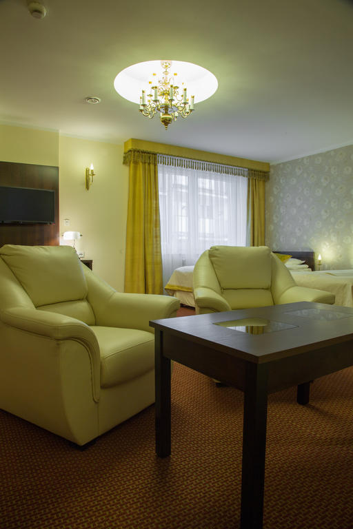 Hotel Ostrawa Wodzisław Śląski Exteriör bild
