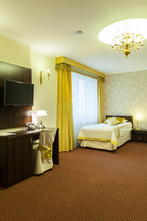 Hotel Ostrawa Wodzisław Śląski Exteriör bild