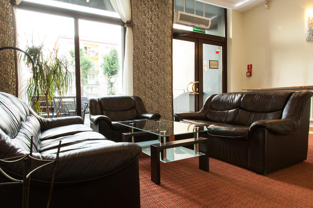 Hotel Ostrawa Wodzisław Śląski Exteriör bild