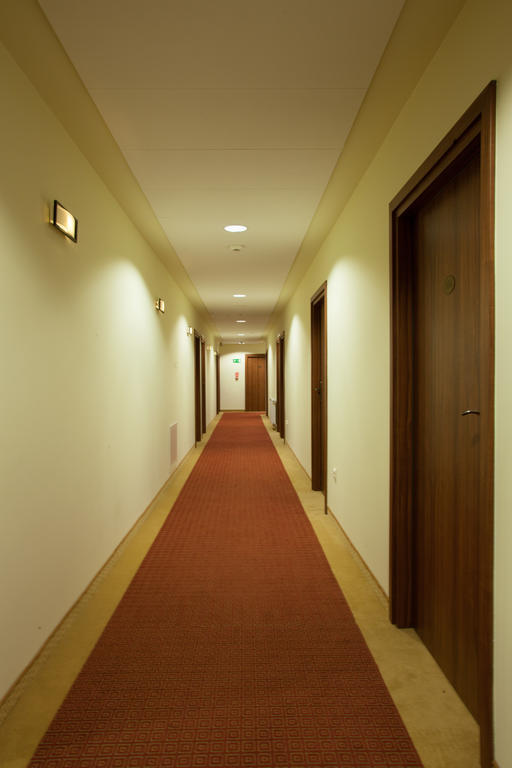 Hotel Ostrawa Wodzisław Śląski Exteriör bild